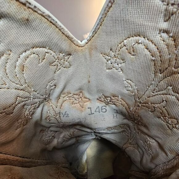 Wolverine Tan Suede Embroidered Heeled Boots Sz 7.5 Coastal Cowgirl Almond Toe - Picture 7 of 14